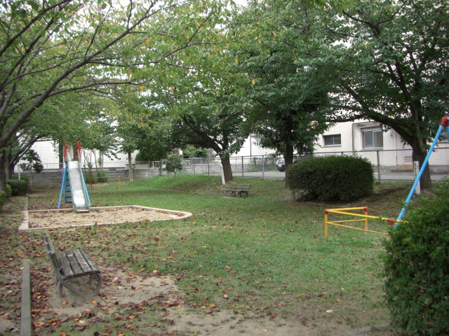 西長住公園まで130m。